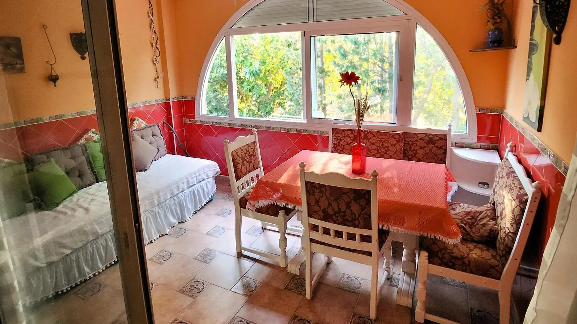 Sunflower Beach House Estepona